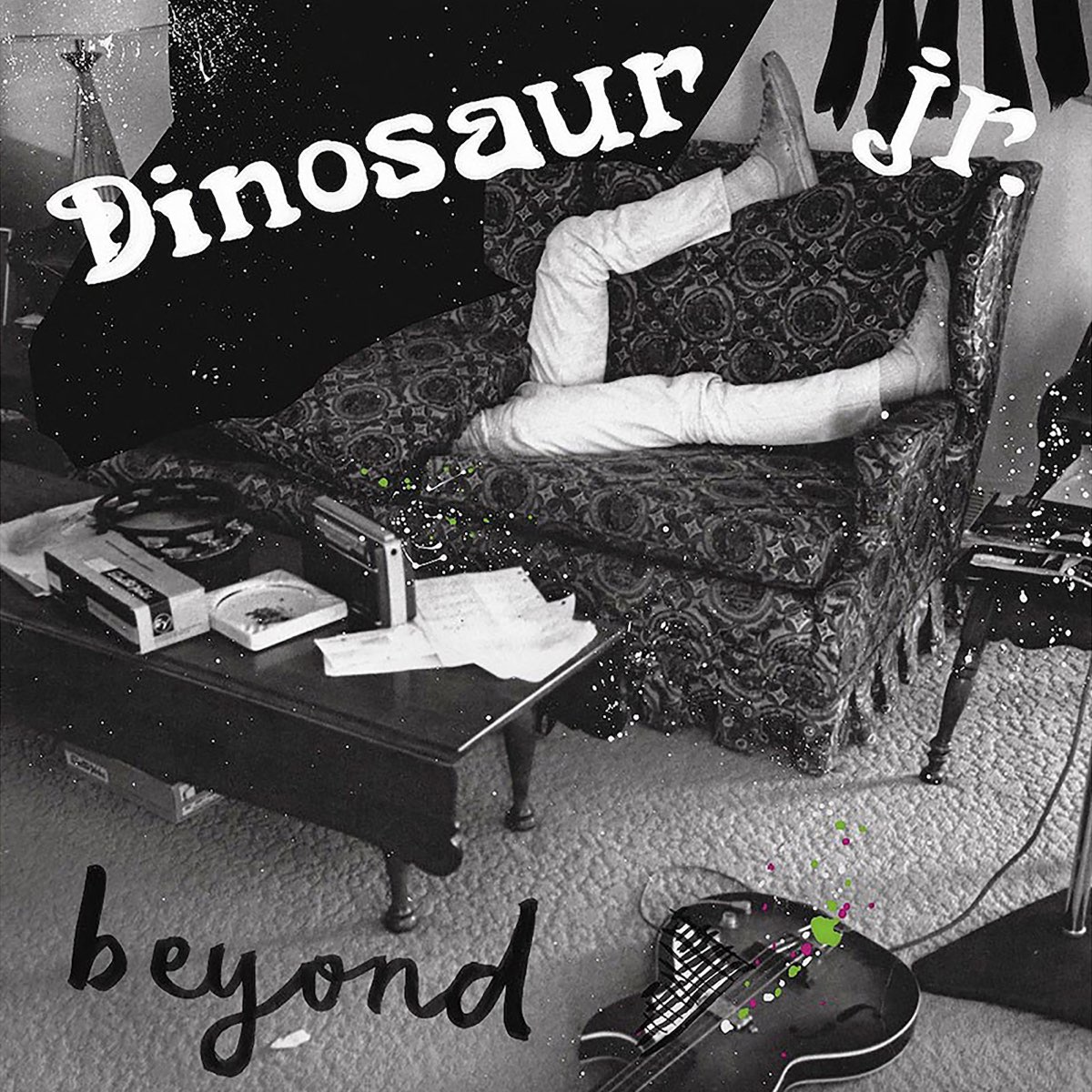 Album cover for Beyond by Dinosaur Jr.