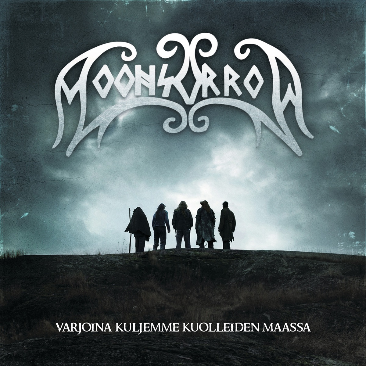Album cover for Varjoina kuljemme kuolleiden maassa by Moonsorrow